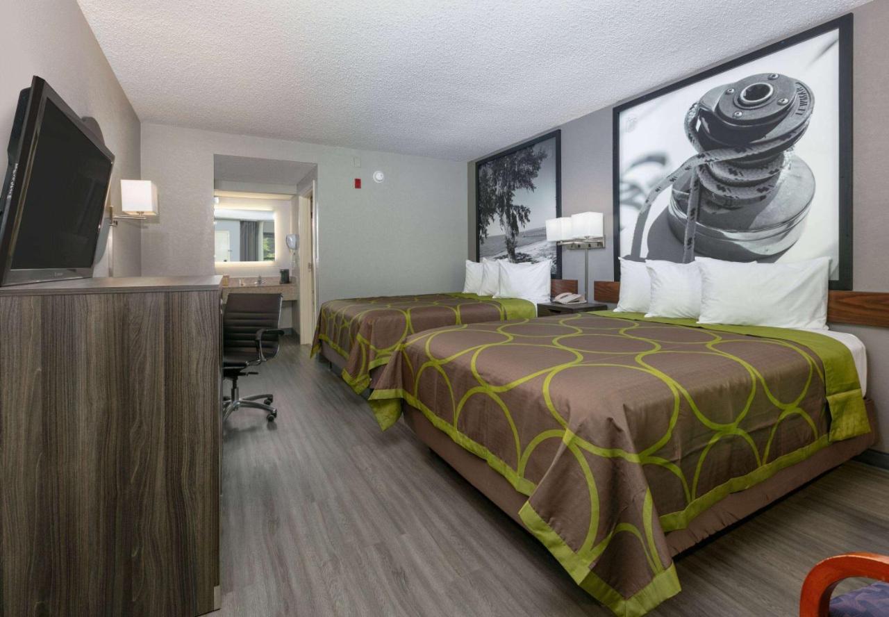 Super 8 By Wyndham Diberville Biloxi Area Екстер'єр фото