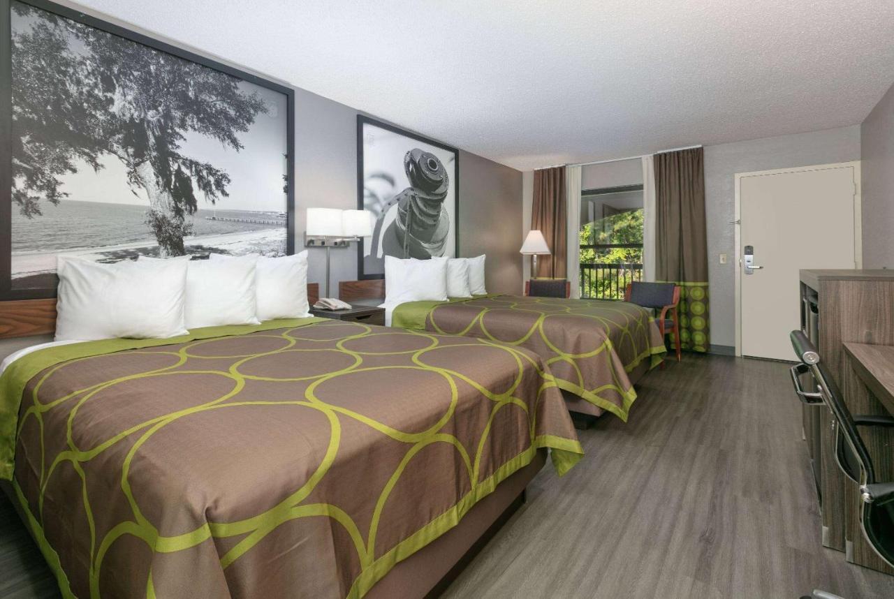Super 8 By Wyndham Diberville Biloxi Area Екстер'єр фото